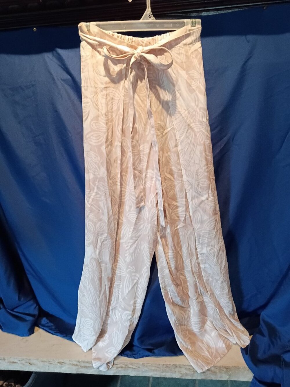 NWT Beachy pants w/1/2 skirt attached in back. Fawn & white M/M